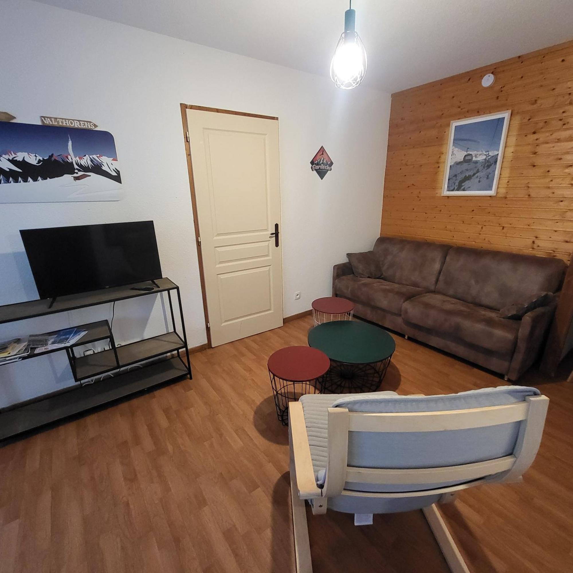 Appartements 3 Vallees, Piscine Et Sauna Orelle Room photo
